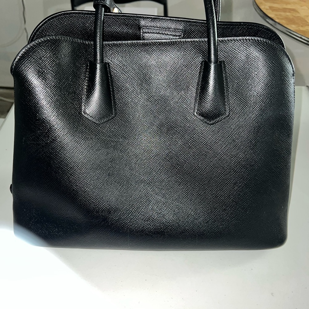 Authentic Prada Large Promenade - Picture 2 of 16